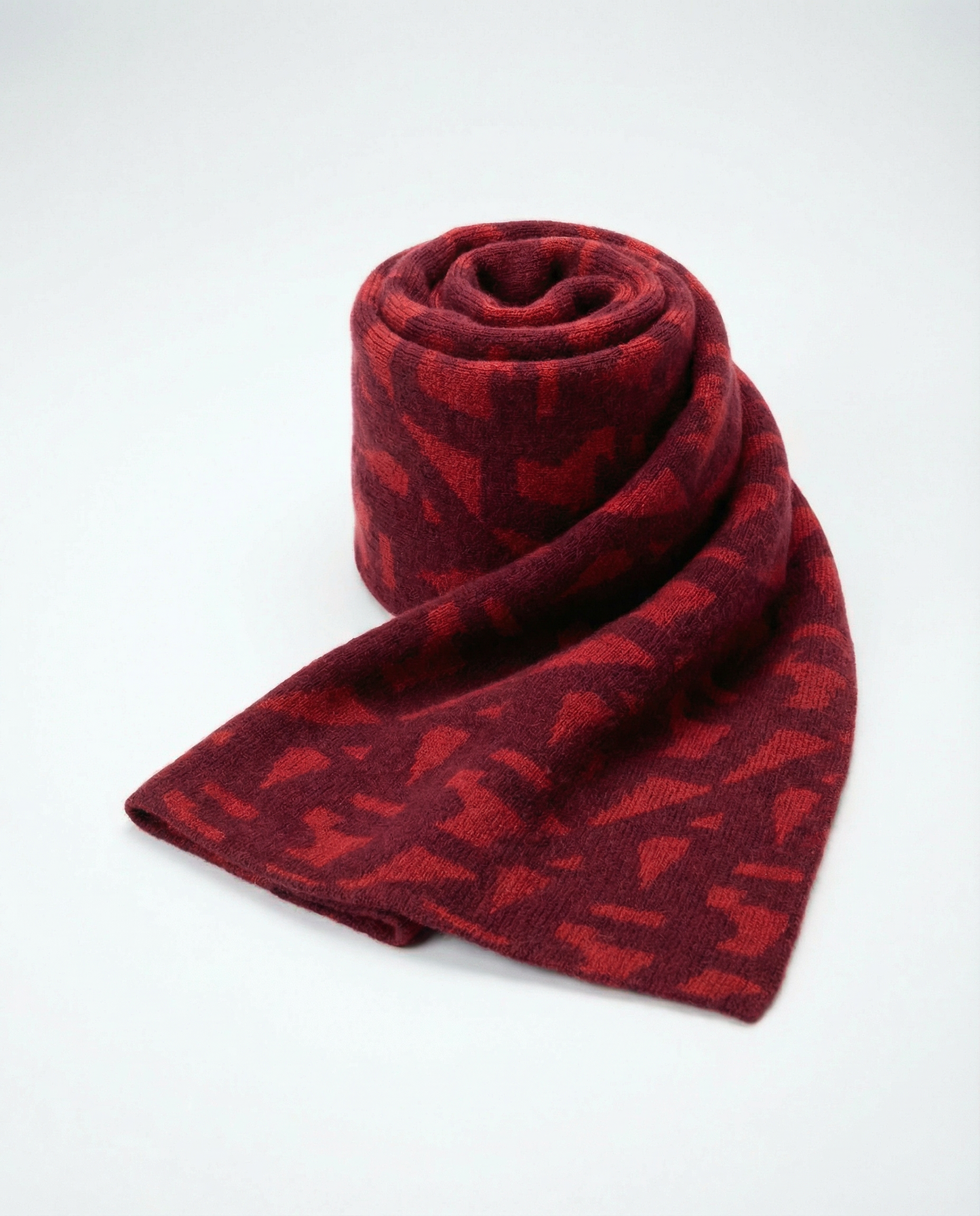 APT Cashmere Scarf (Red)