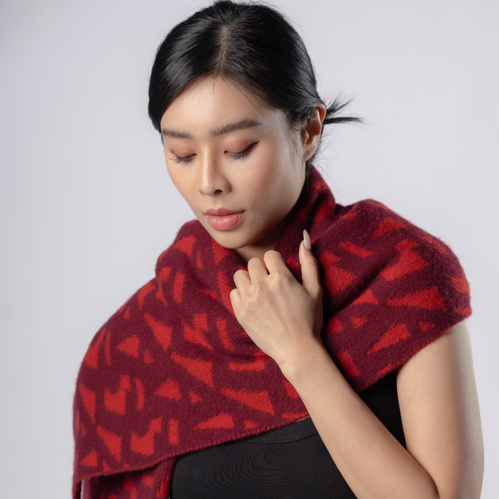 APT Cashmere Scarf (Red)